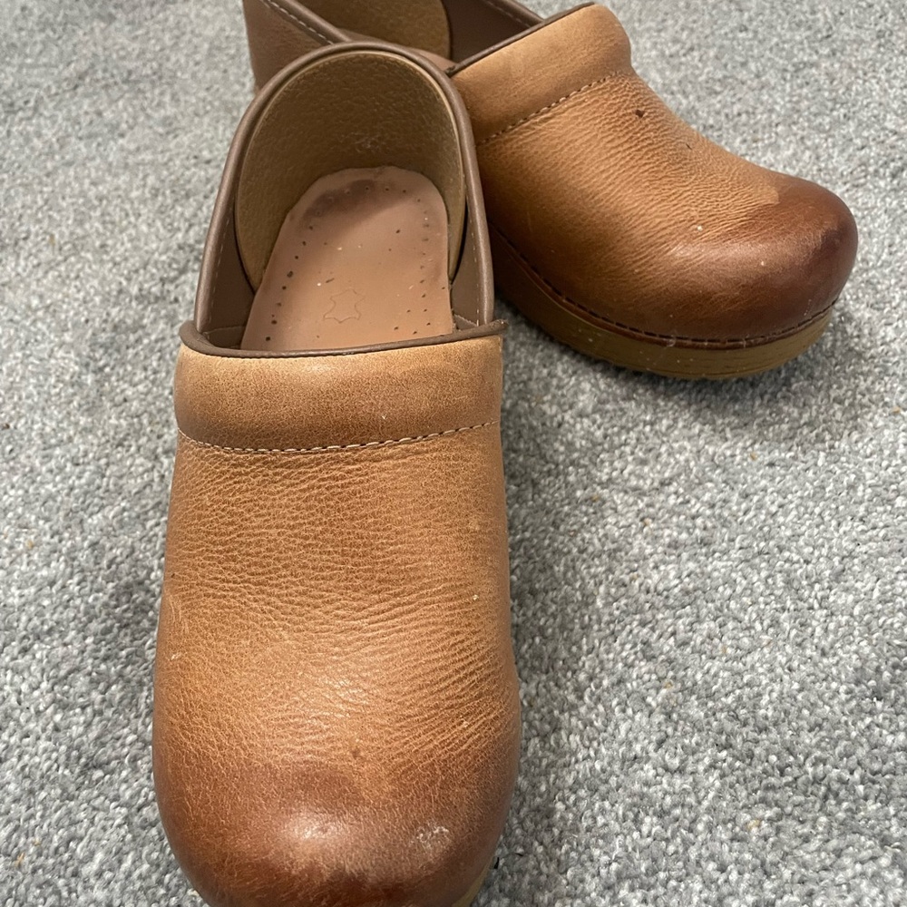 Dansko Brown Leather Mules | Size 8 Wide